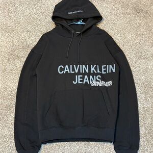 Calvin Klein Jeans Men's Relaxed Fit Large Logo Urban Back Graphic Hoodie Black